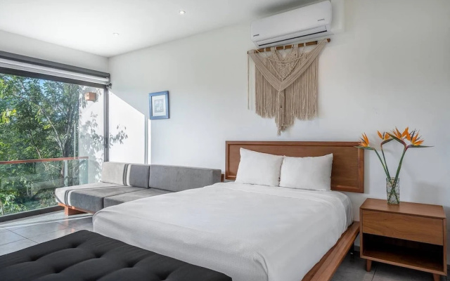 Great Located Private Villa W/amazing Rooftop Pool