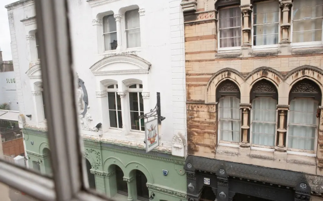1 Bedroom Apartment in Central Bristol