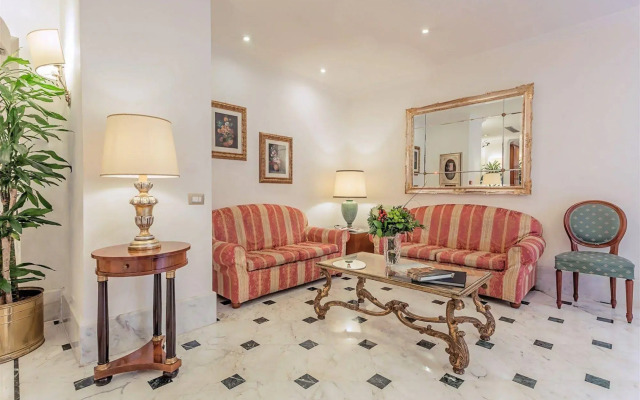 Raeli Hotel Luce