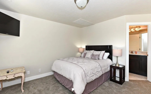 Townhouse at Canyon Tree