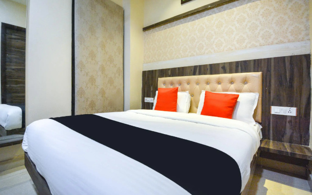 Capital O 69624 Hotel Moments Inn