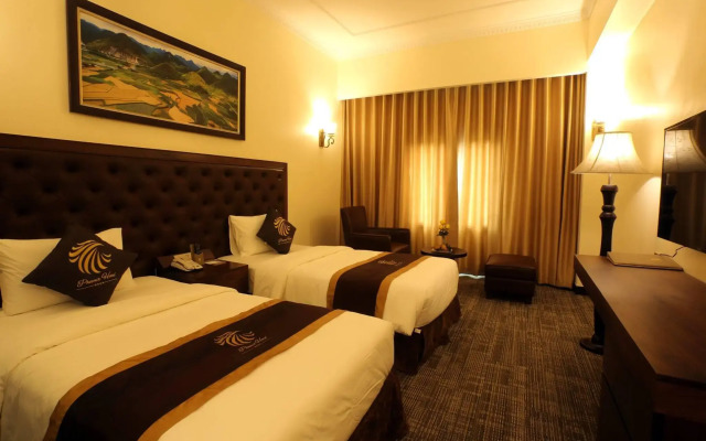 Phoenix Hotel