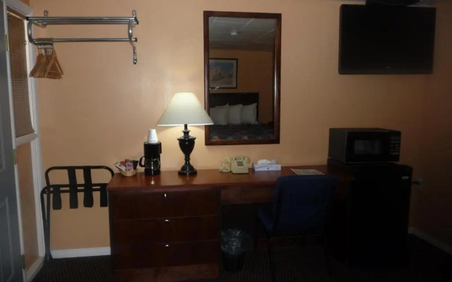 Palms Inn