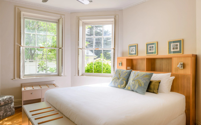 The Woodbridge Waterfront Rooms.