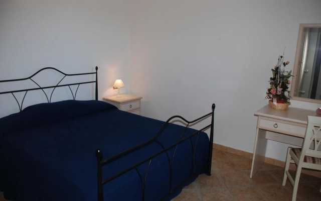 Albergo Residenziale Li Troni
