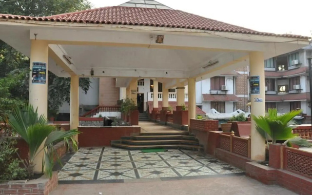Hotel Ganapati Palace