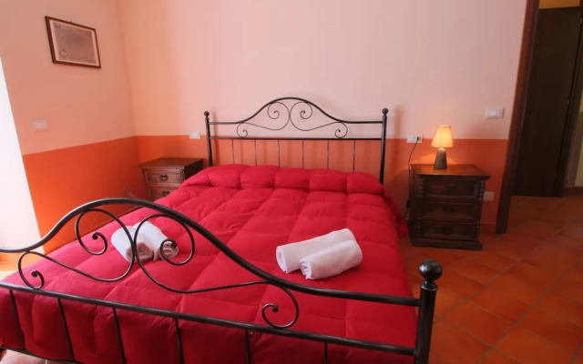 Apartment in Marche With Pool Access