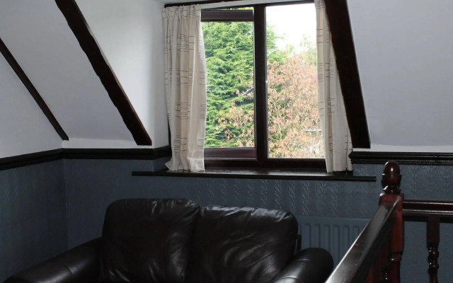Oak Farm Hotel