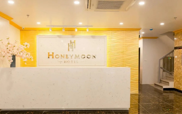 Honeymoon Hotel and Apartment