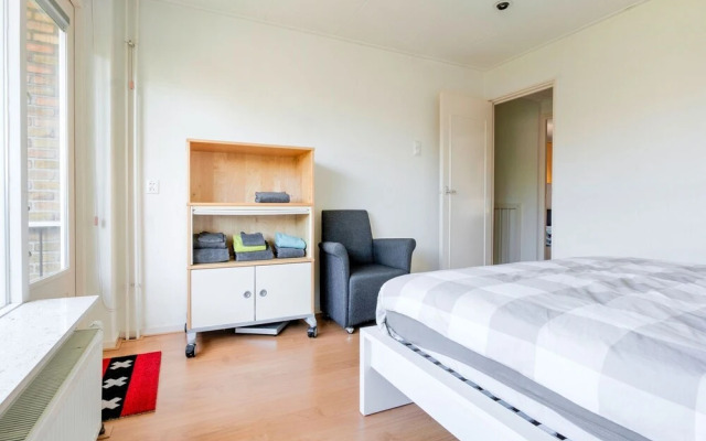 Lovely Holiday Home in Alkmaar With Private Terrace