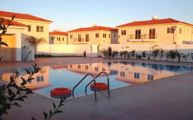 Mythical Sands Resort - Styli