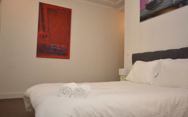 Residence Paris Maillot
