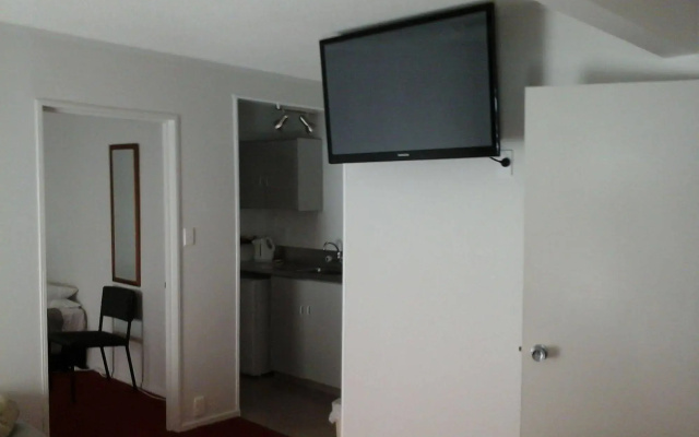 Carrington Motel