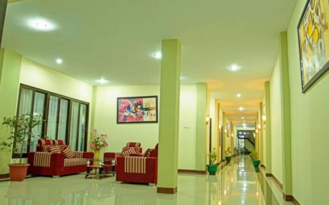 Gumilang Hotel