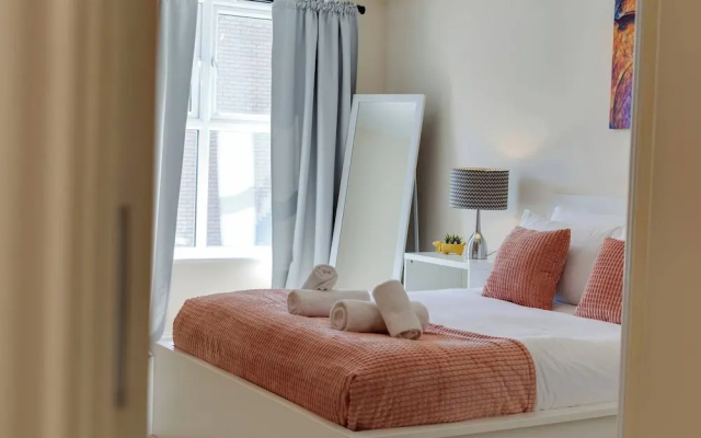 Modern Cambridge Home Business & Holiday Stays
