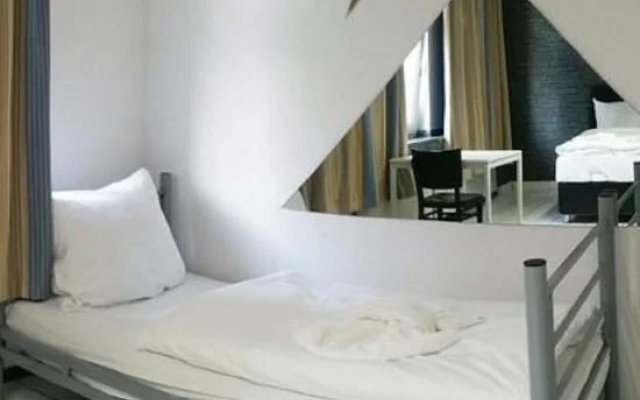 Hotel Moji 2