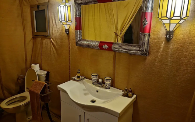 Adrar Luxury Camp