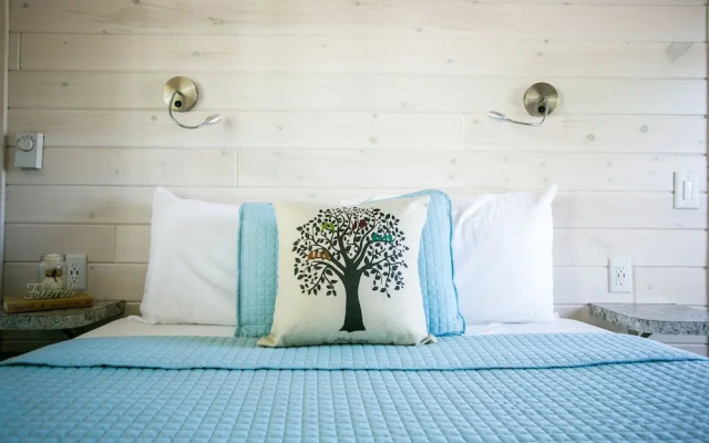 Long Cove Cabins
