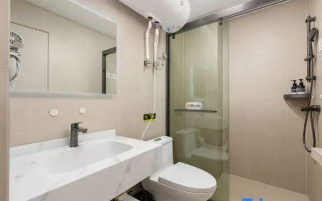 Taoxi Homestay (Jingdezhen Taoxichuan Creative Plaza)
