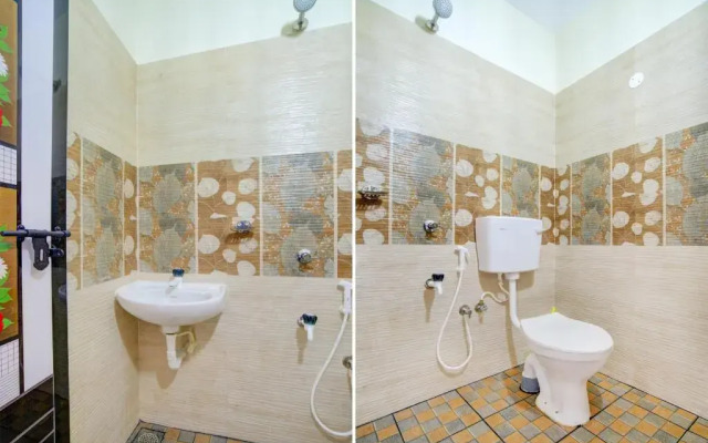 Nas Tourist Home by OYO Rooms