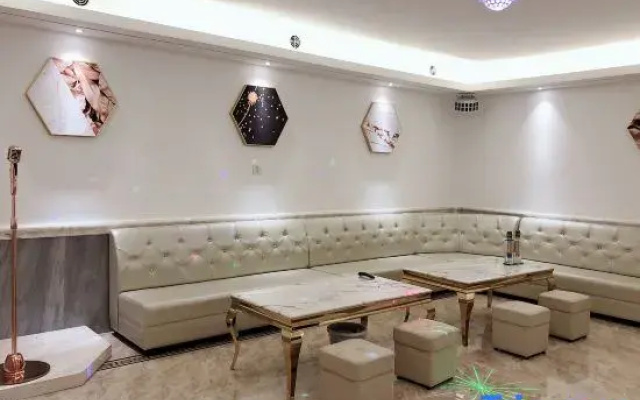 Lanyu Bieyuan Hostel