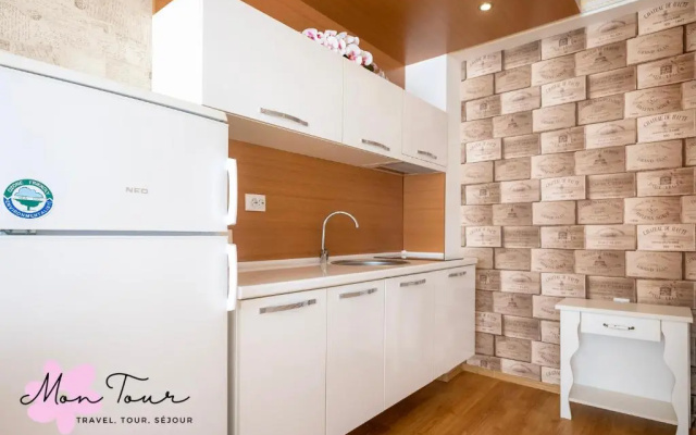 Mon Tour apartments