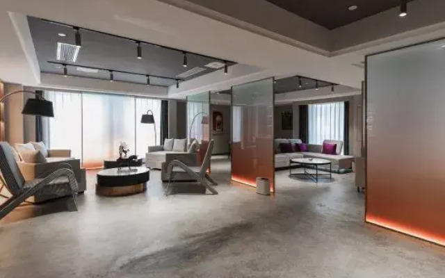 Sunyear Hotel