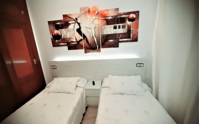 Отель Hostal Kokkola Испания, Фуэнхирола - отзывы, цены и фото номеров - забронировать отель Hostal Kokkola онлайн спа