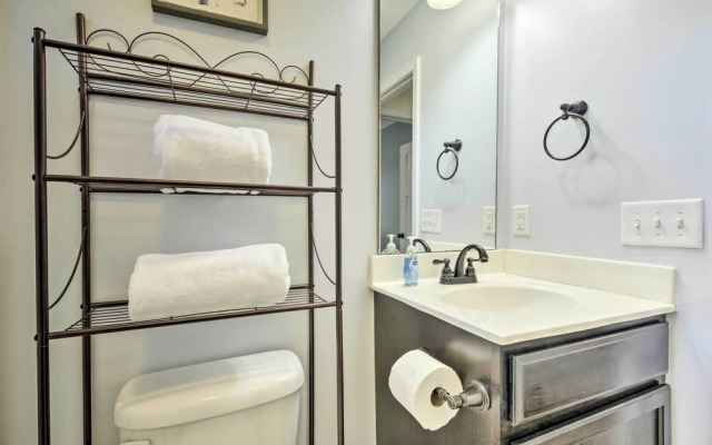 Idyllic Pinehurst Home, Near Golf Course!
