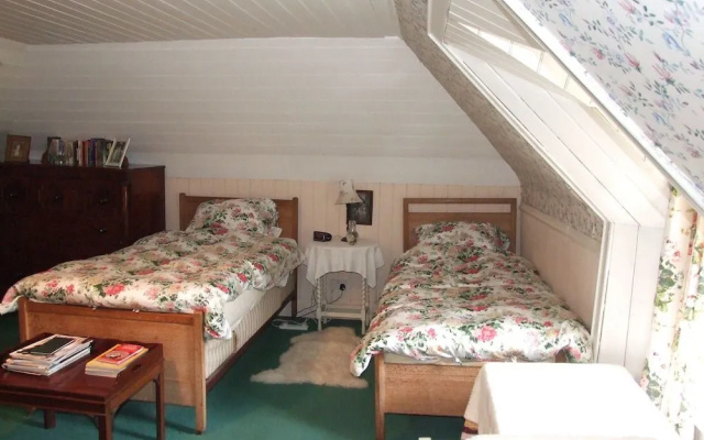 Thrumster House