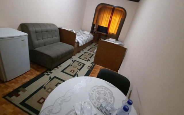 Oasis Hotel