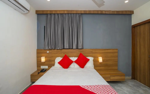 OYO Flagship 14799 NR Residency