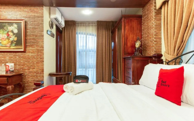 RedDoorz near SM San Lazaro Manila