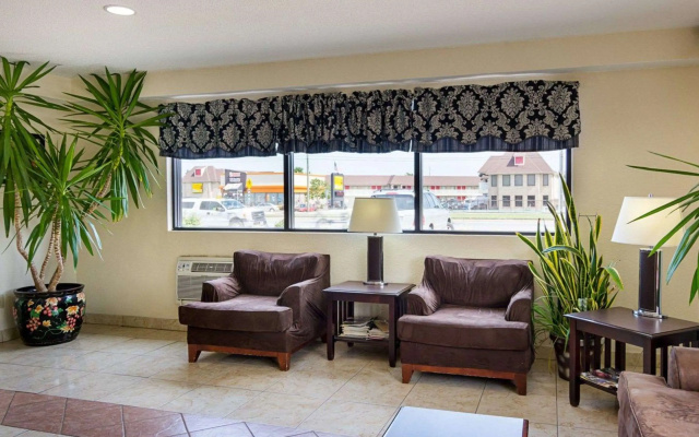 Quality Inn Chesapeake - Greenbrier