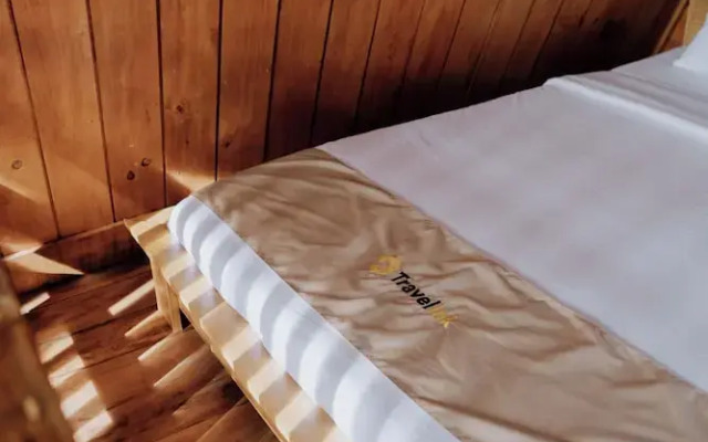 Sikunir Pondok Cabin By Travelink