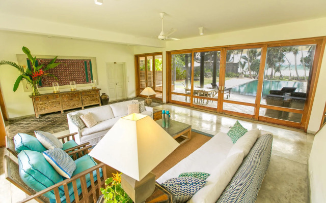 Villa Saffron Hikkaduwa