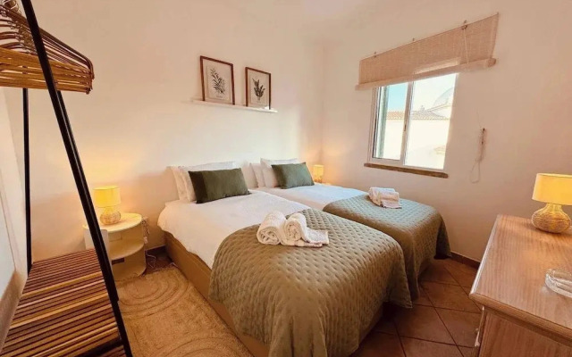 Cosy 3 bed Apartment Albufeira Old Town