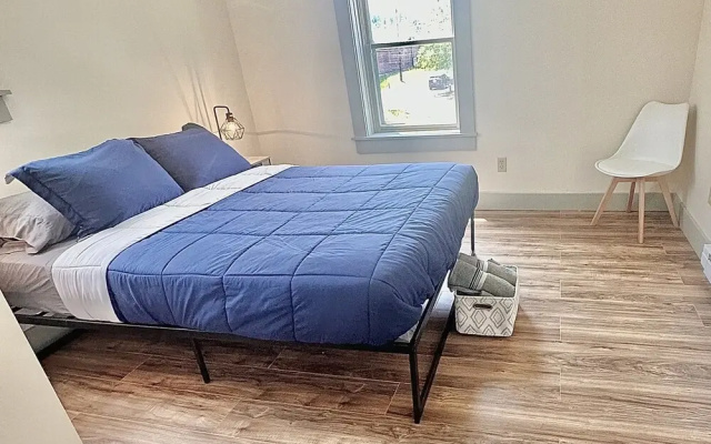 2BR Sunshine Town Condo