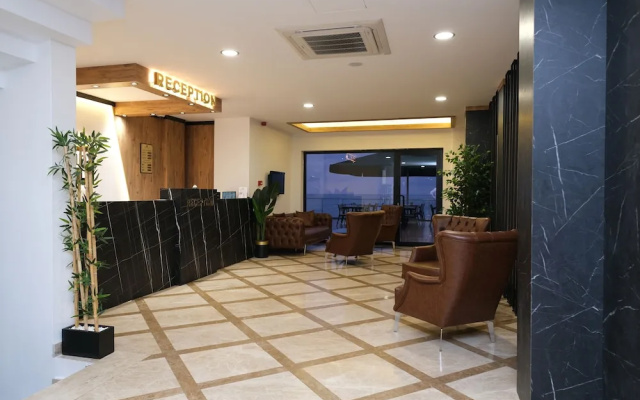 The Marine Hotel