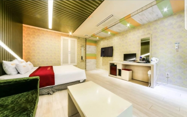 Madoka Motel