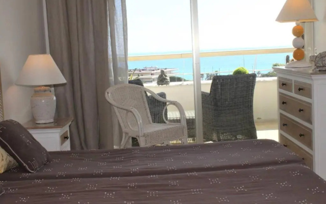 Appartement Villeneuve-Loubet, 2 pièces, 4 personnes - FR-1-252A-7