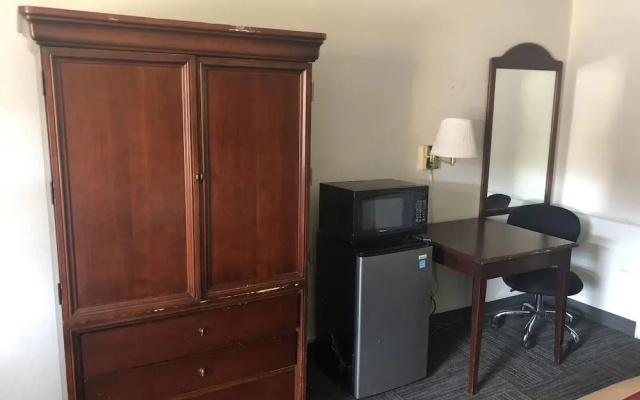 Americas Best Value Inn Denver