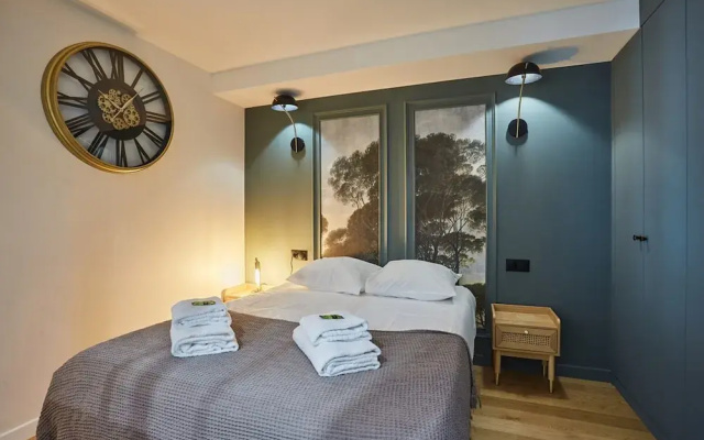Sublime 3 Bedrooms Flat Center of Paris Montmartre