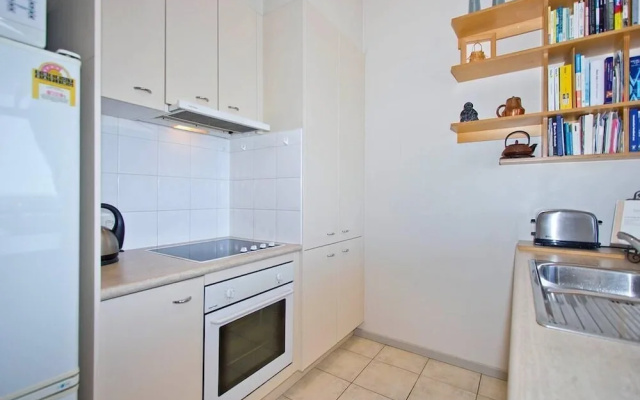 QV Penthouse Apt in the Connaught - 441
