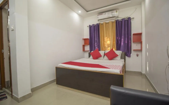 OYO 27984 Hotel Debdutta