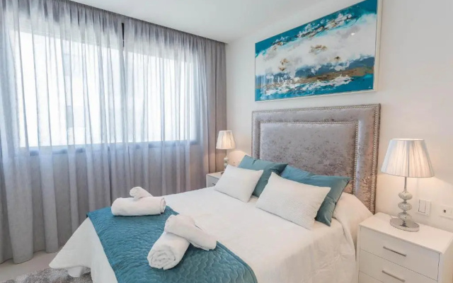 Luxury 2BR Seaviews - Santa Barbara Heights
