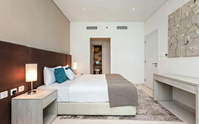Seven Palm 1BR Apartment with Sea View