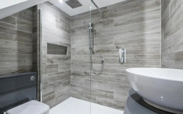 The Hadrian Apartment