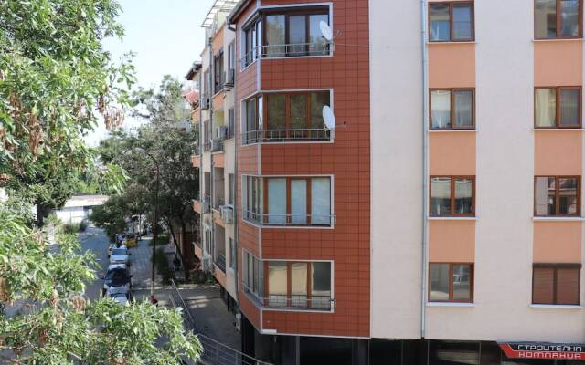 Апартаменты Apartment Perushtiza вид на фасад