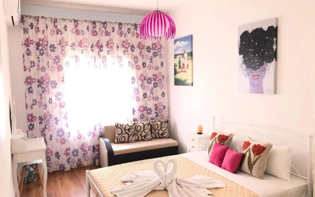Evmorfias House